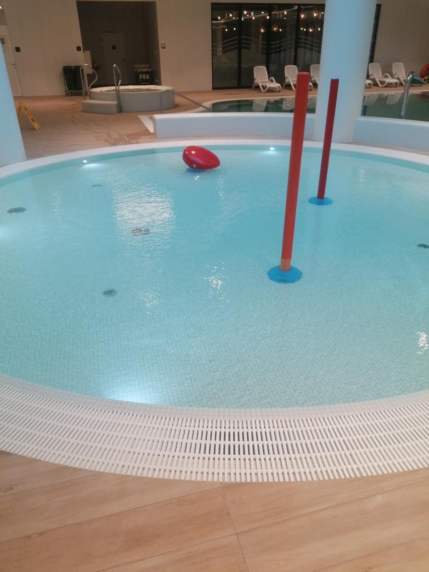 Pinea Apartament Z Widokiem Na Morze Z Basenem I Spa Przy Plazy Pobierowo Exteriör bild