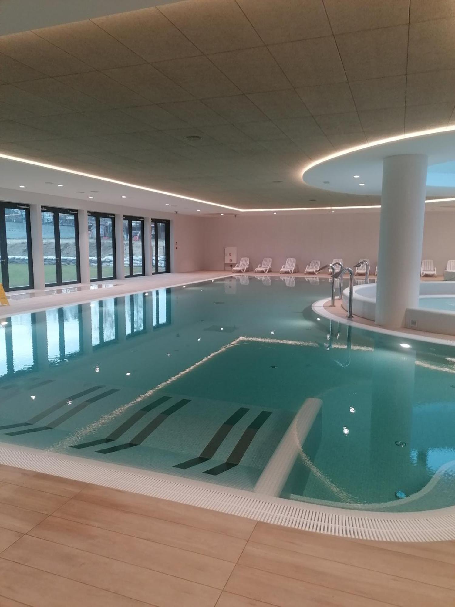 Pinea Apartament Z Widokiem Na Morze Z Basenem I Spa Przy Plazy Pobierowo Exteriör bild